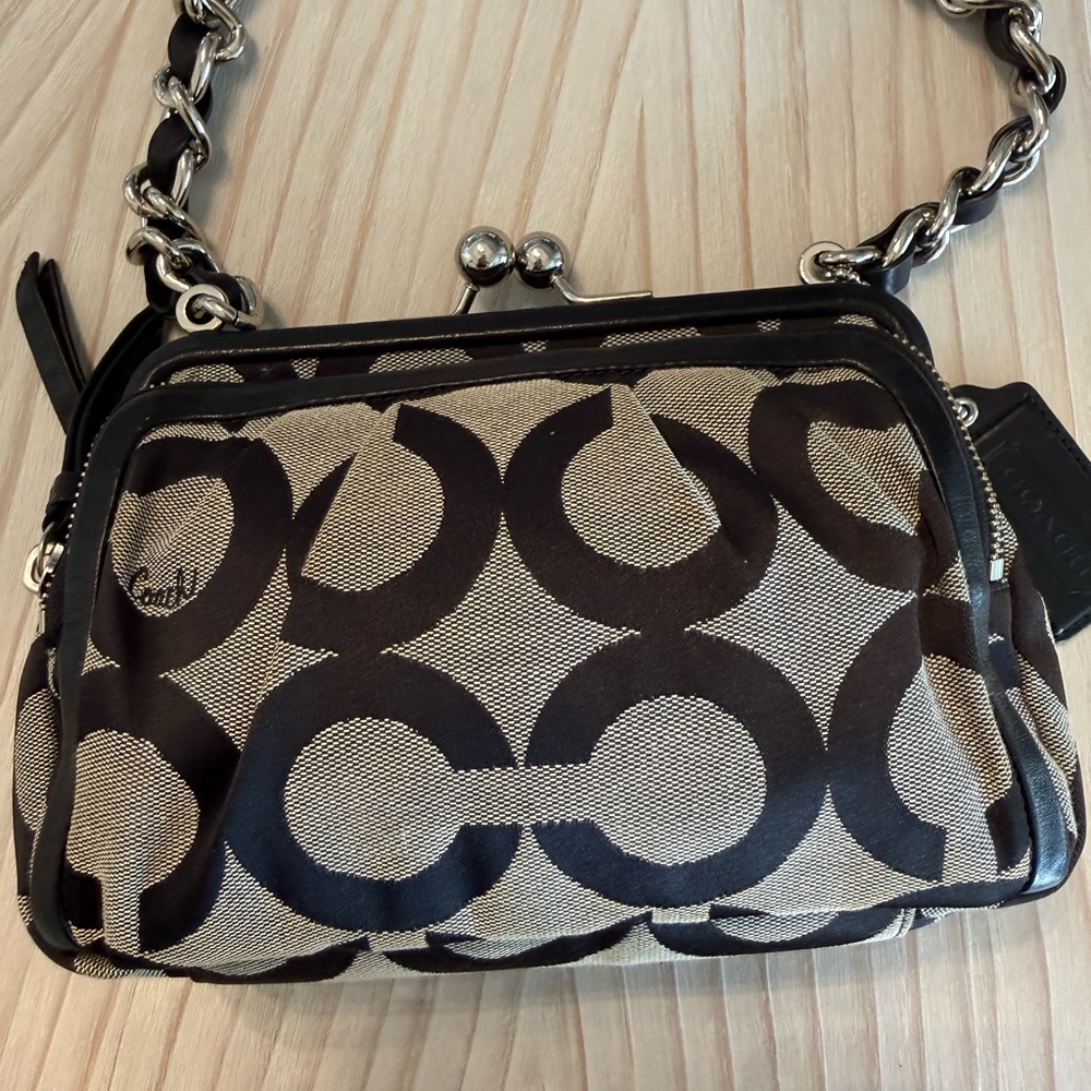 Coach 13623 Parker Black Signature C Optic Canvas Kiss Lock Shoulder Bag - Picture 2 of 11